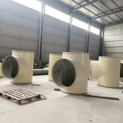 FRP pipe reducers for diameter transitions in piping systems